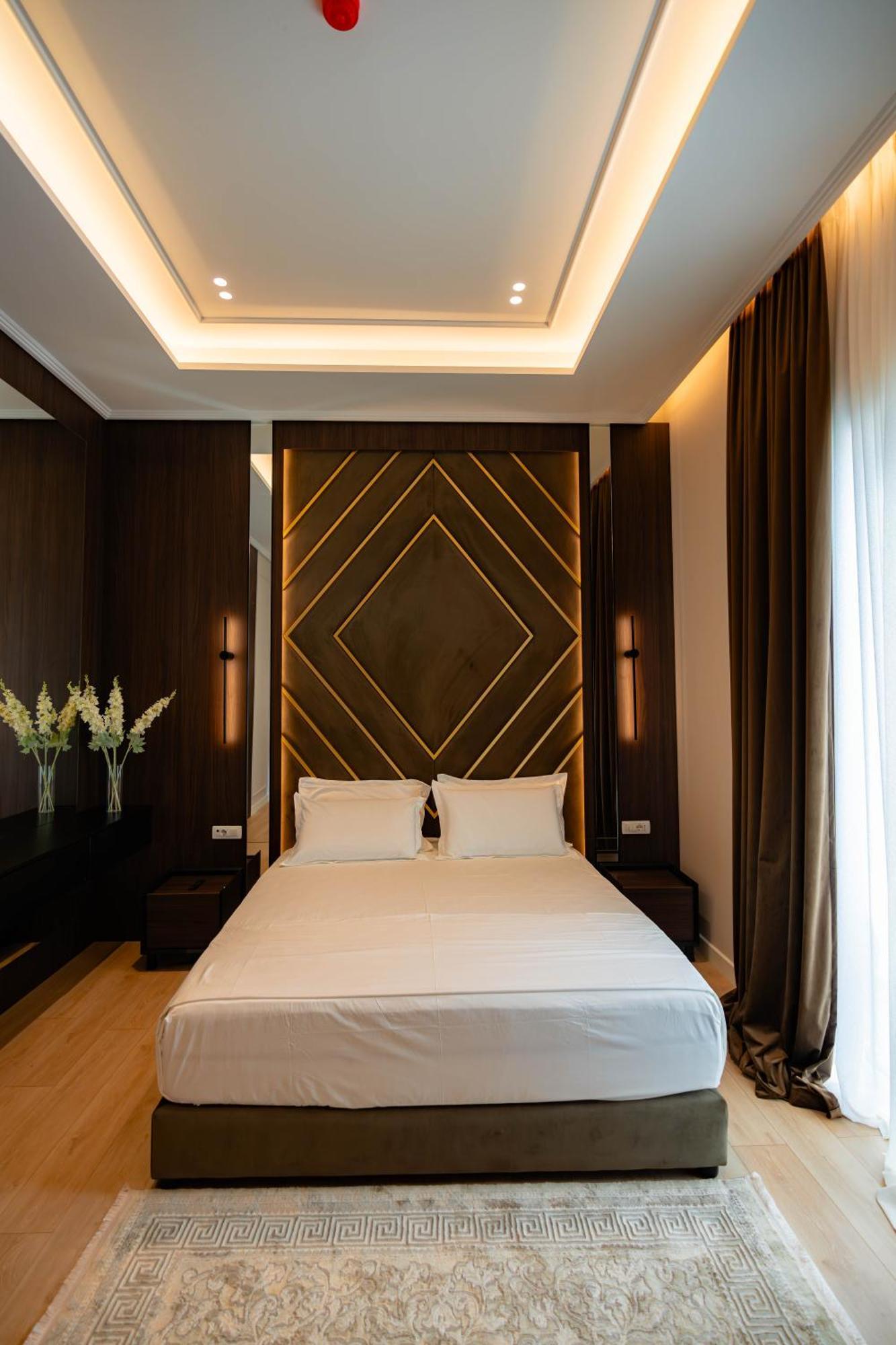 Royal Hill Hotel Vorë Dış mekan fotoğraf